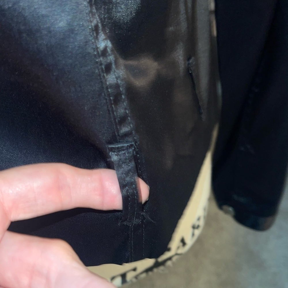 Express Design Studio Women's Black Jacket size 10 zipper closure with pockets - Picture 6 of 16